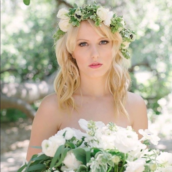 Meet your Posher, Ellie 🌈 - Picture 9 of 10